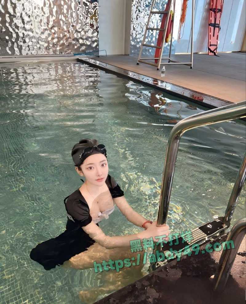 上海知名淫荡少妇周雨5