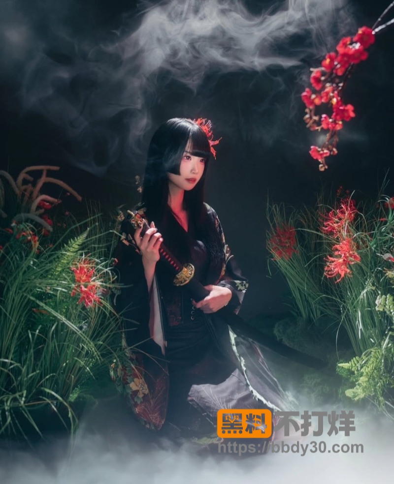 齐刘海cosplay小网红乐了6