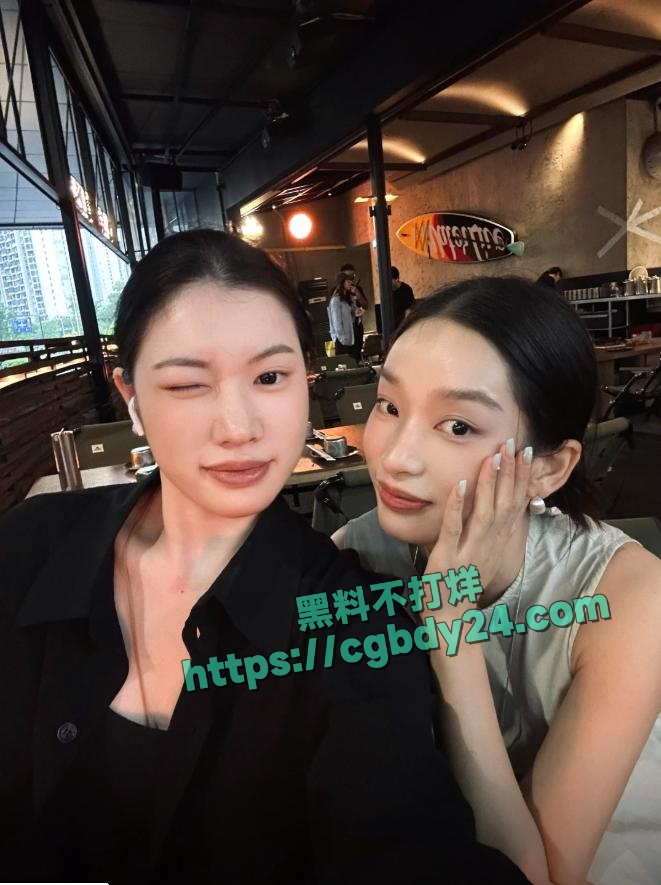 抖音骑行女博主陈从心约炮被曝光17