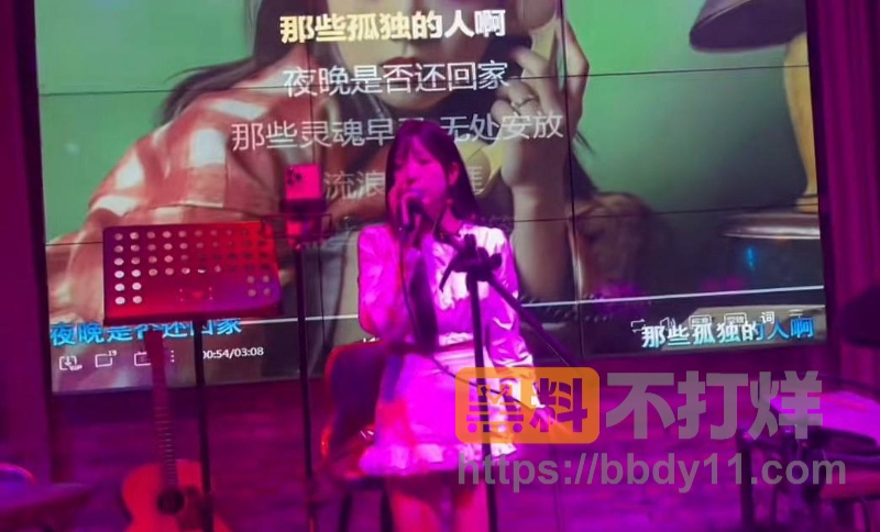 民谣歌手赵军隐婚骗炮3