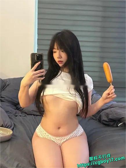 aryminh   纯欲高潮脸混血福利姬12