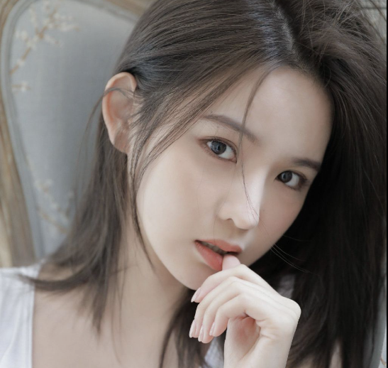 【原创首发】修成正果  强上来⼤姨妈的姐姐 18P
