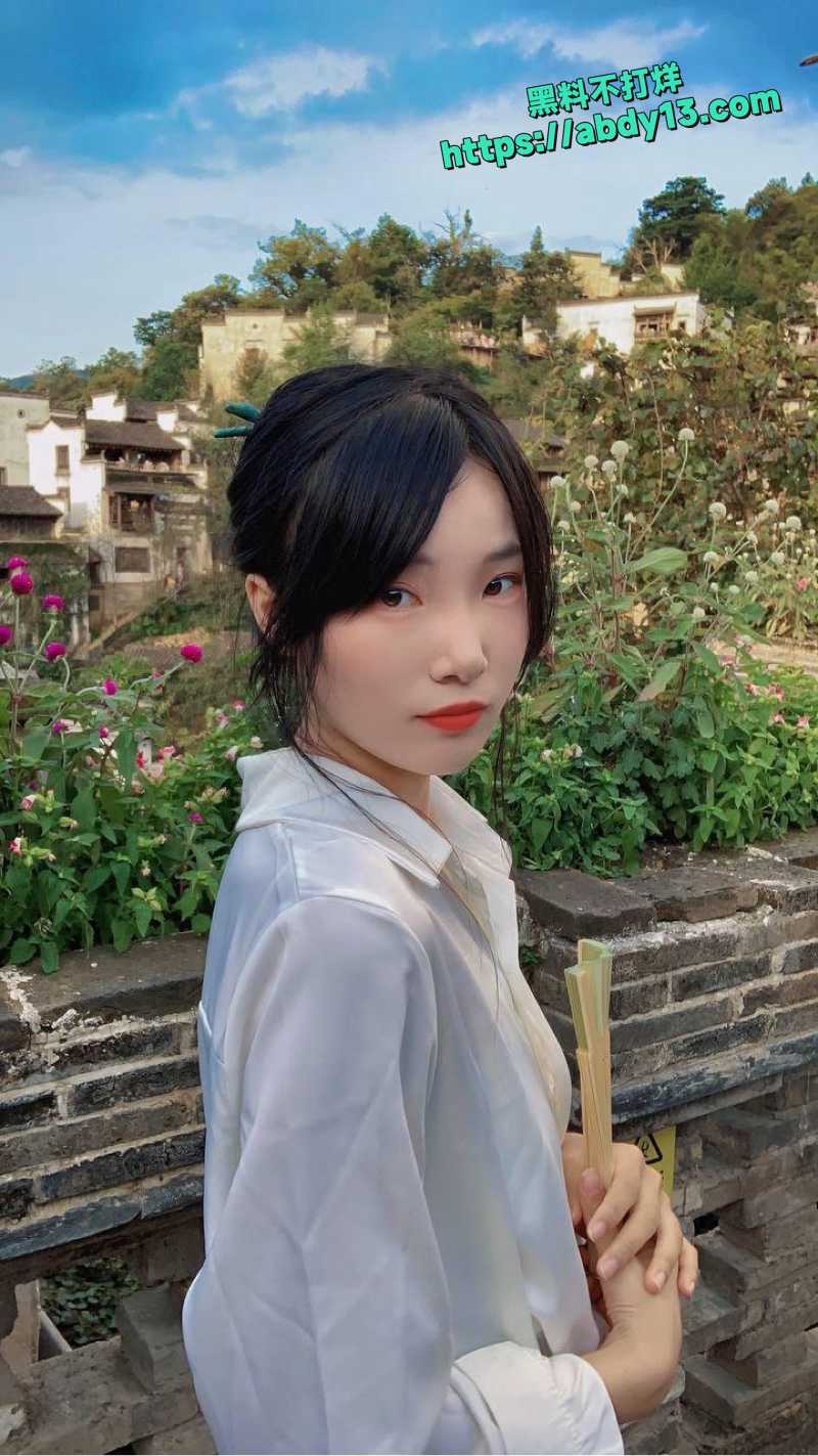 外语学院徐菲超市老板约炮2