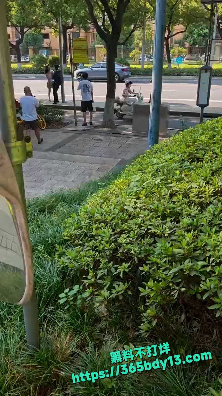 渣男聊骚10来个女的 2
