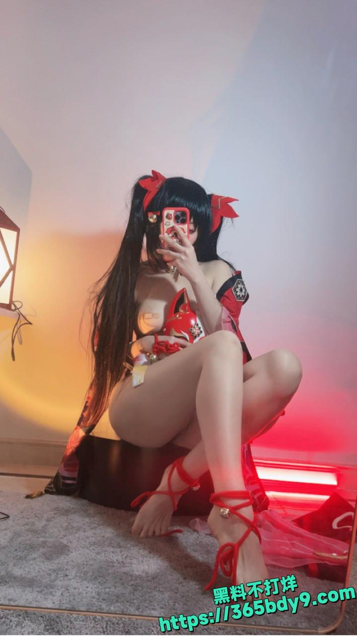 屑雪雪鸭美乳视频1