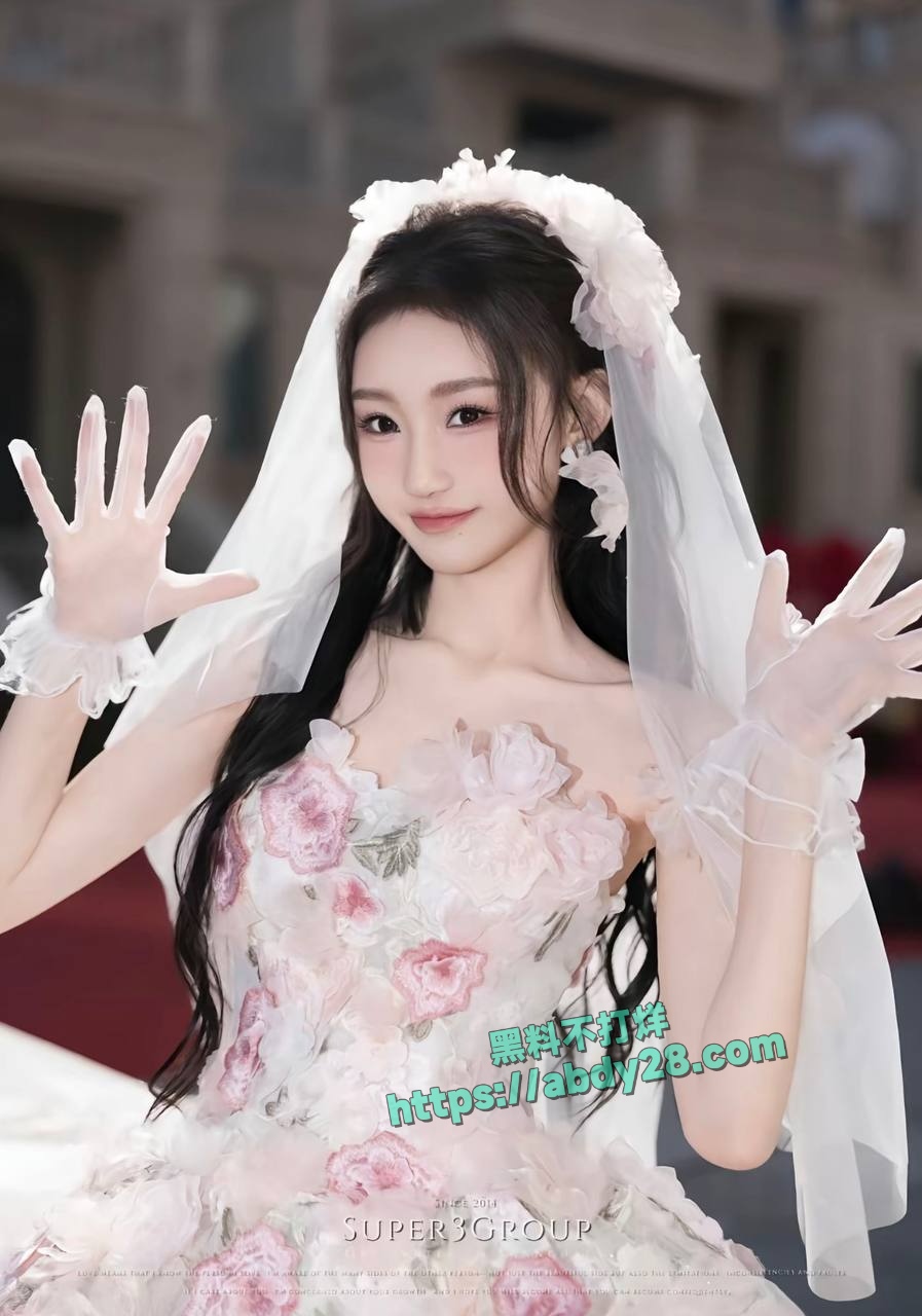 富二代李瑞滨被曝男名媛 46