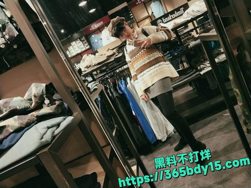 台北市罗静做爱视频 7.
