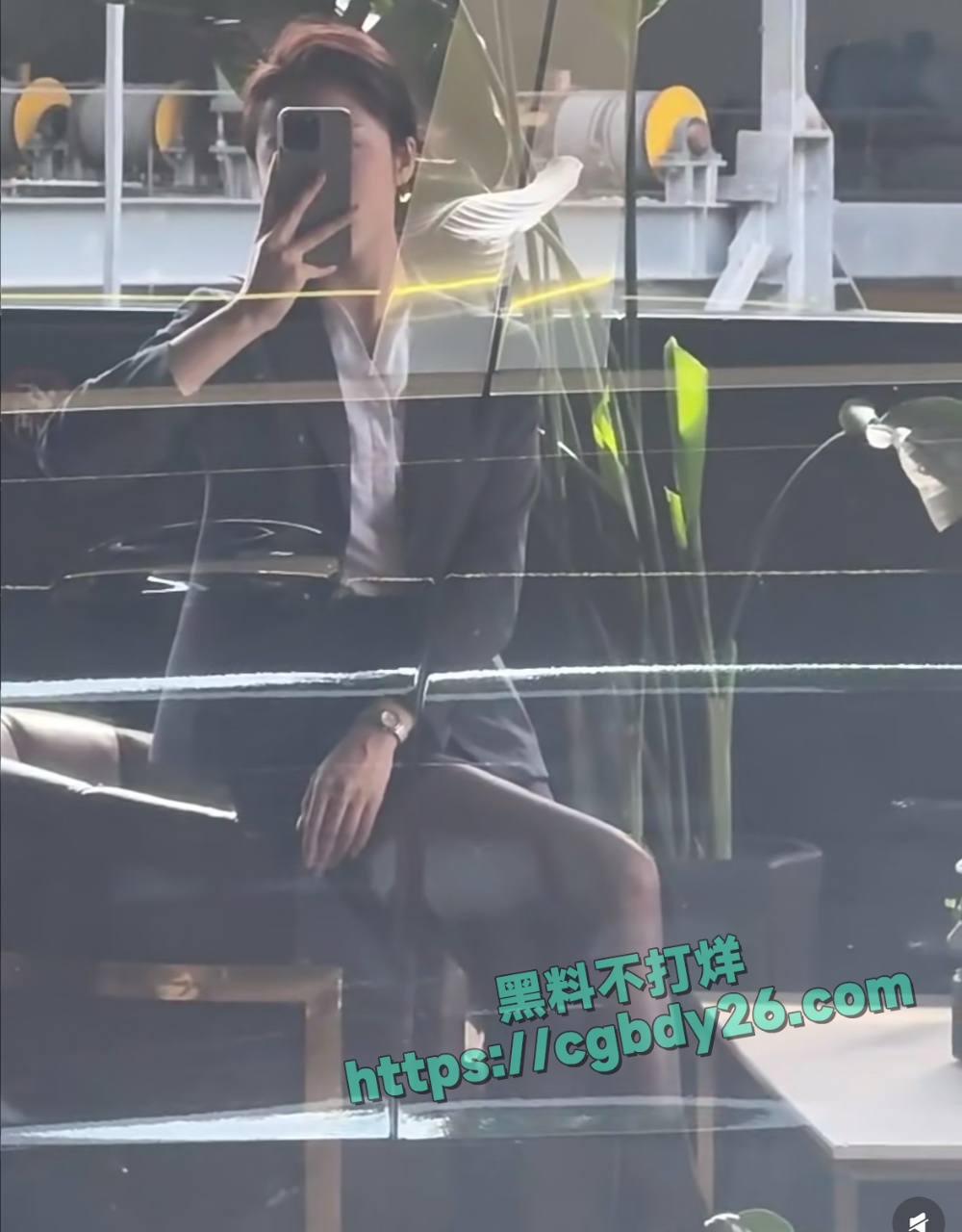 武汉离异少妇与红星美凯龙老板谢坚不正当关系 9