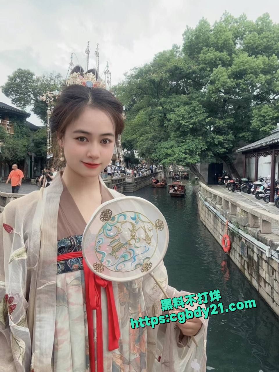 重庆财大新疆学妹夏兹热丽22