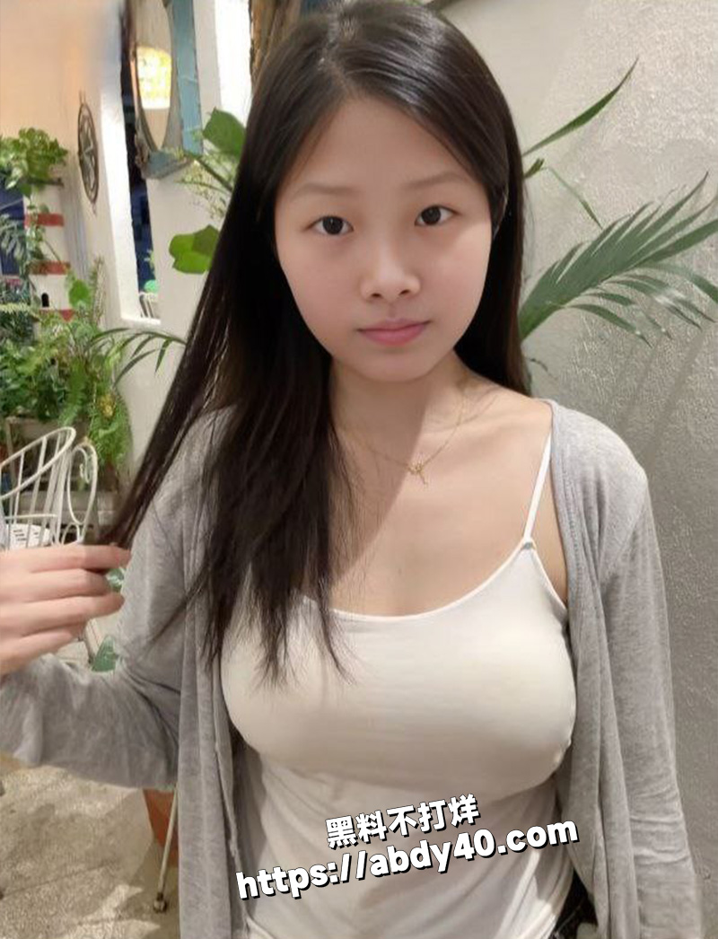 湖南反差学生妹 蒋欣.jpg3
