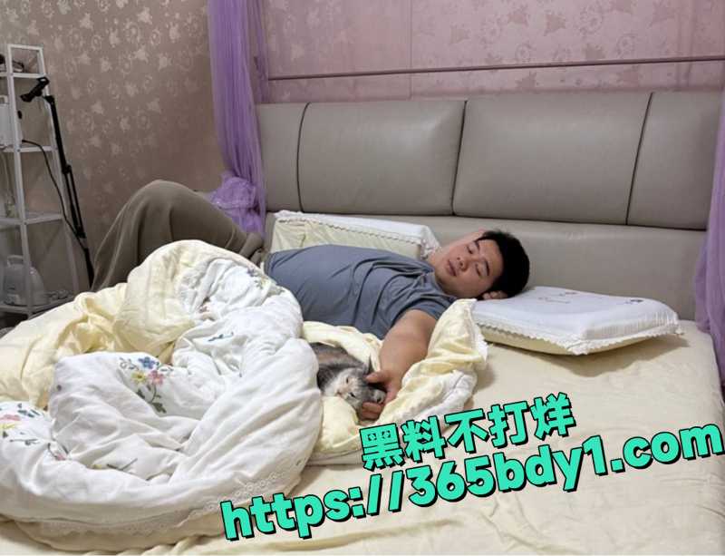 未婚夫怒撒传单控诉12
