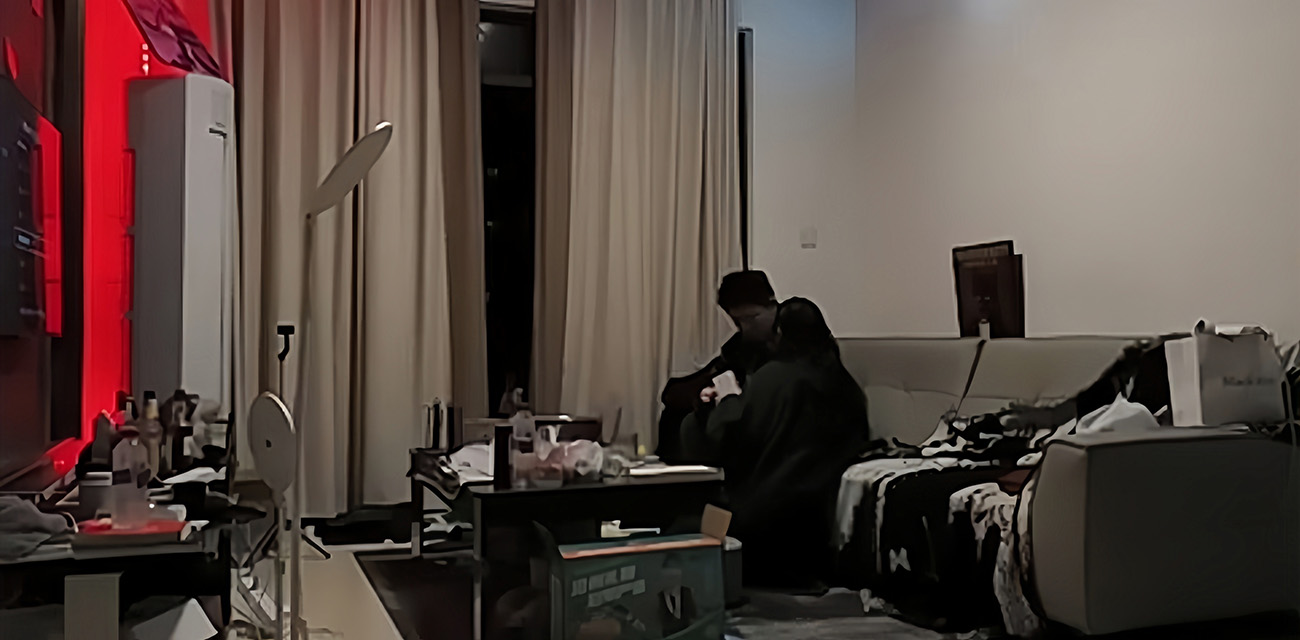 街头搭讪实战 下午搭讪晚上约炮 180富家女 被十块钱土豆丝拿捏