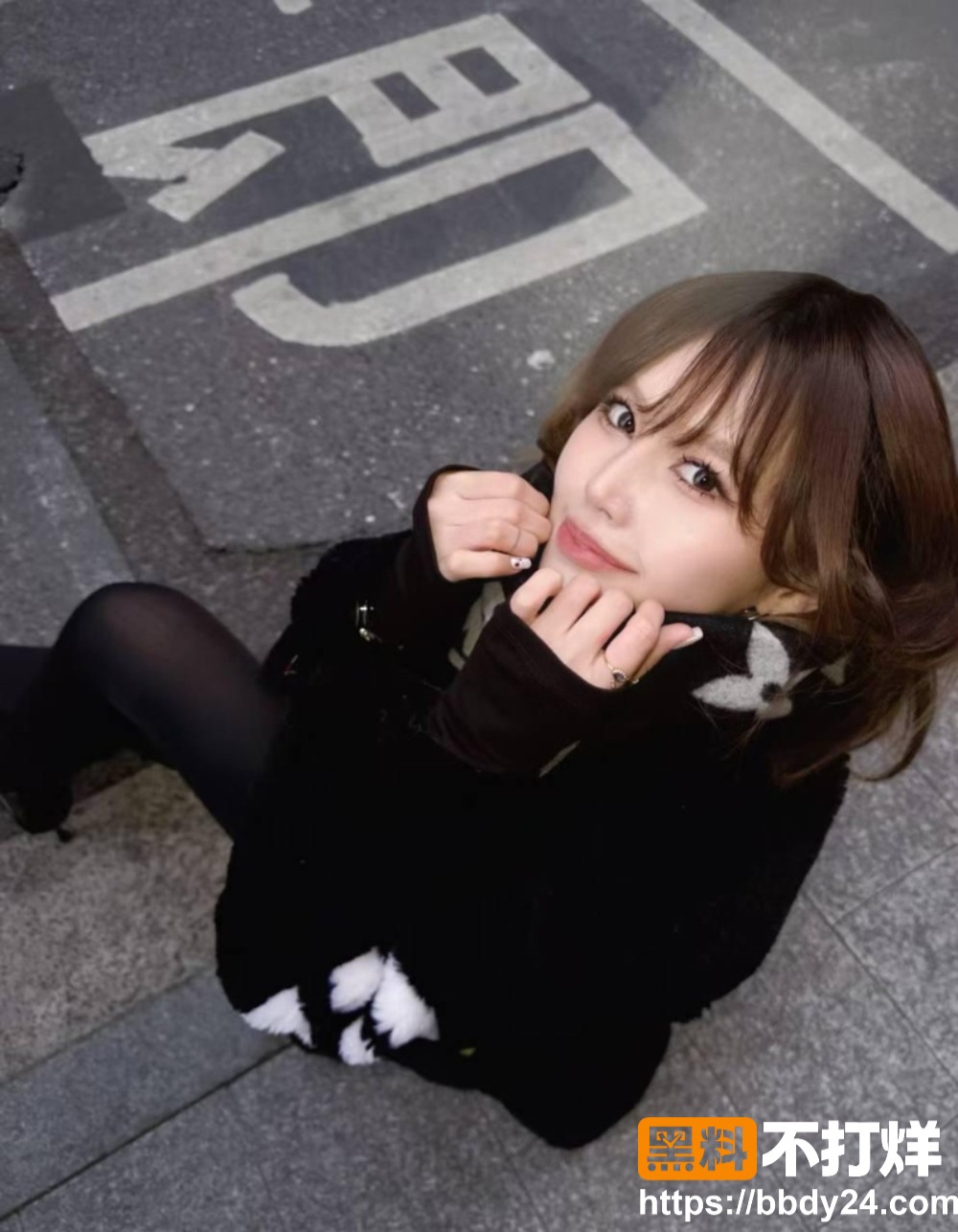 上海池炫美露脸自慰勾引金主9