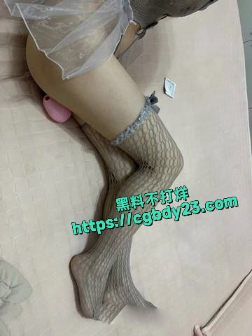 23岁山东舞蹈老师程一倩被大神一晚拿下27