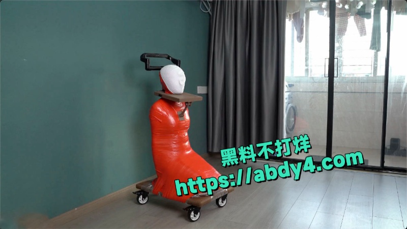 闪闪工作室重磅调教作品人体家具胶带木乃伊 5