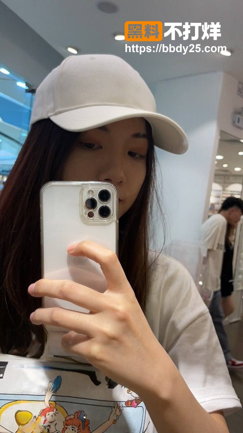 某三甲医院极品反差婊护士吴新园80