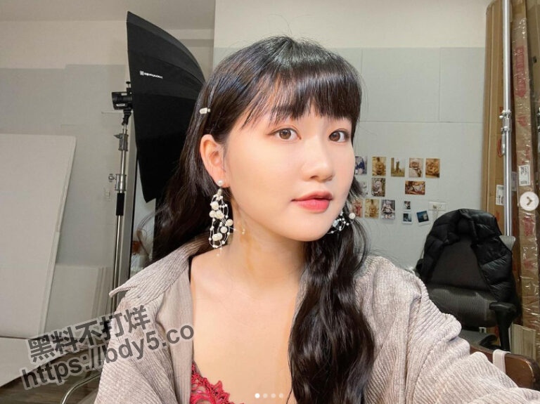 乔安-768x575.jpg