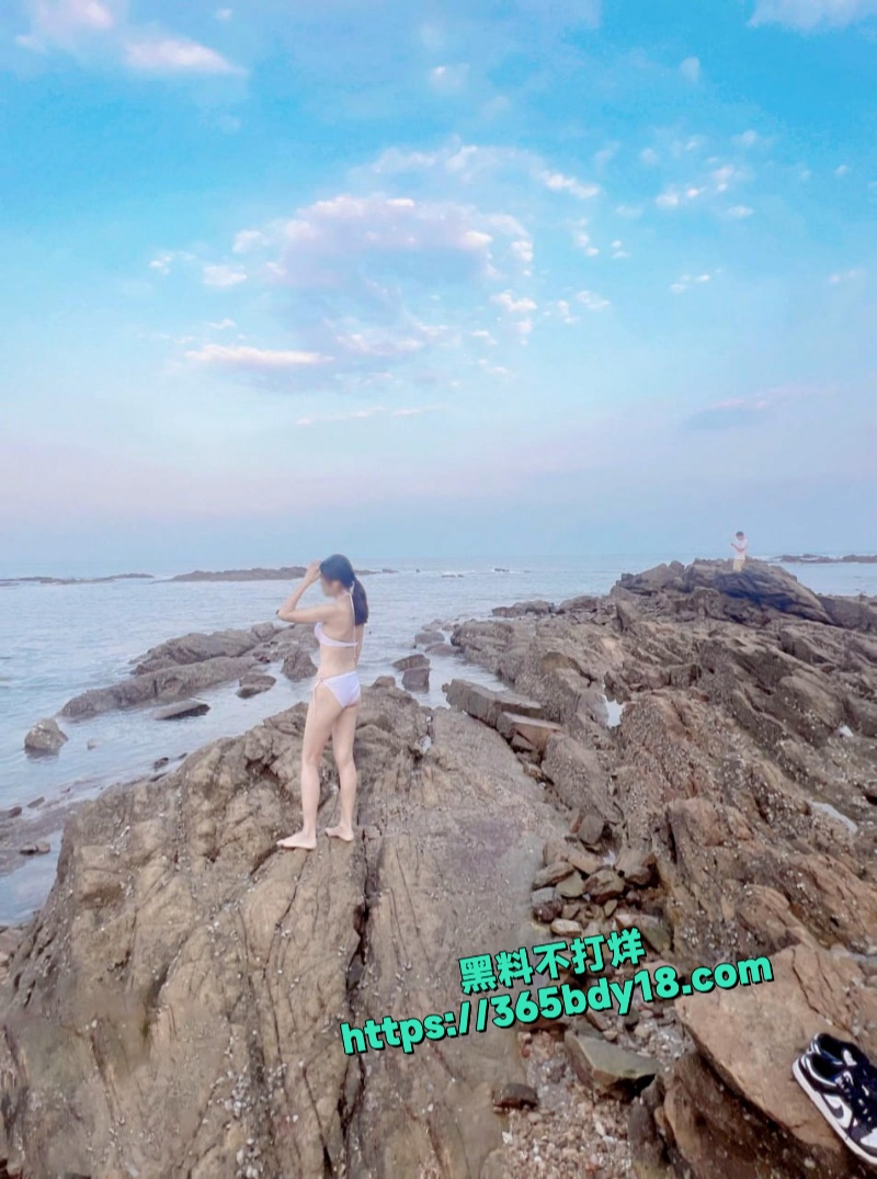 珠海海角绿帽大神跪求处男献出宝精 2