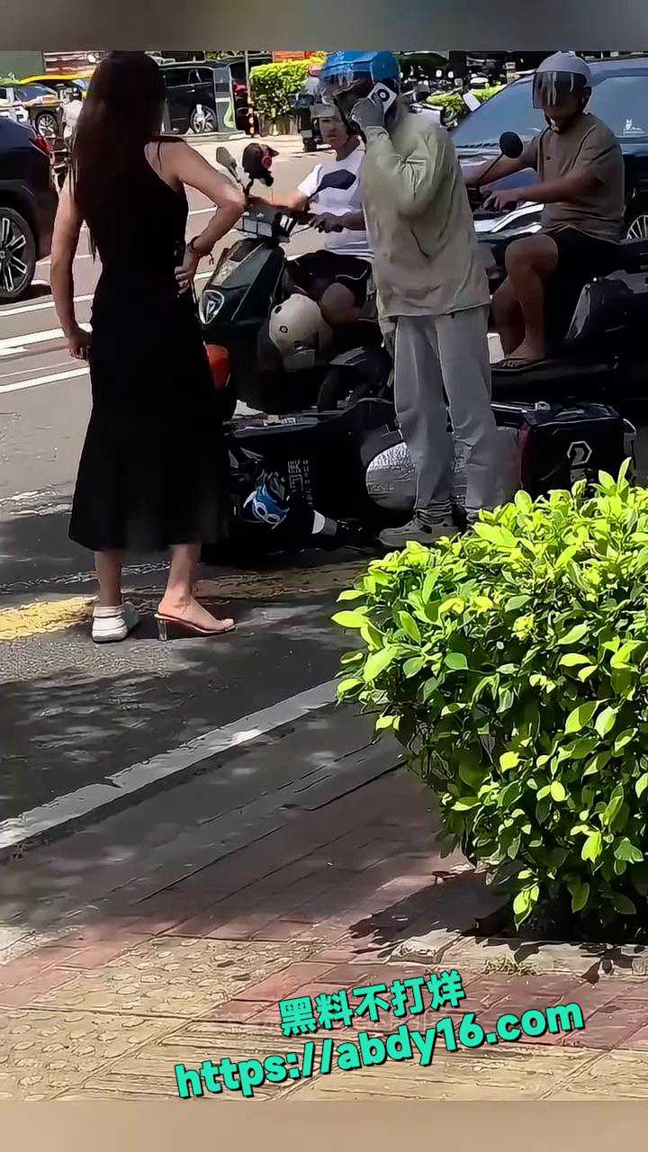 竖版模版.00000429.Still795