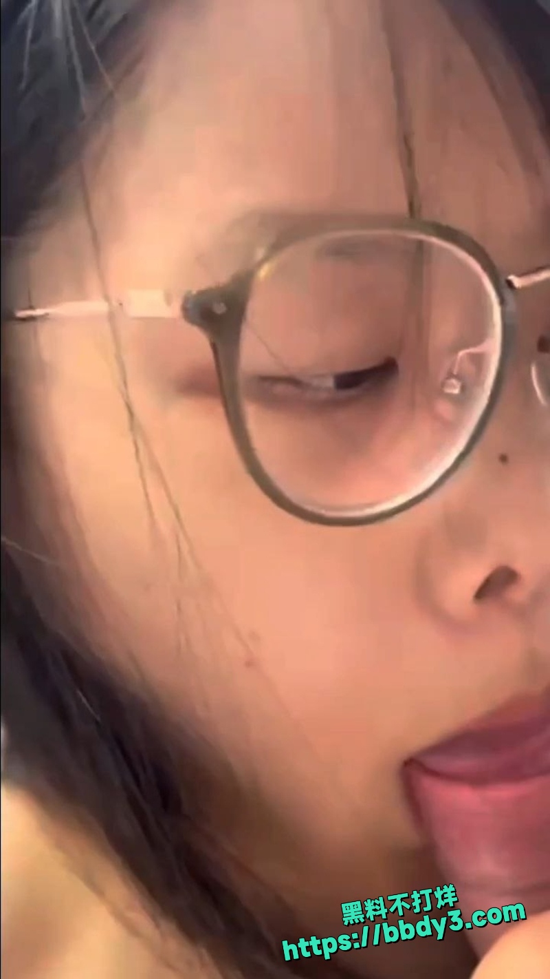 罗依玲 5