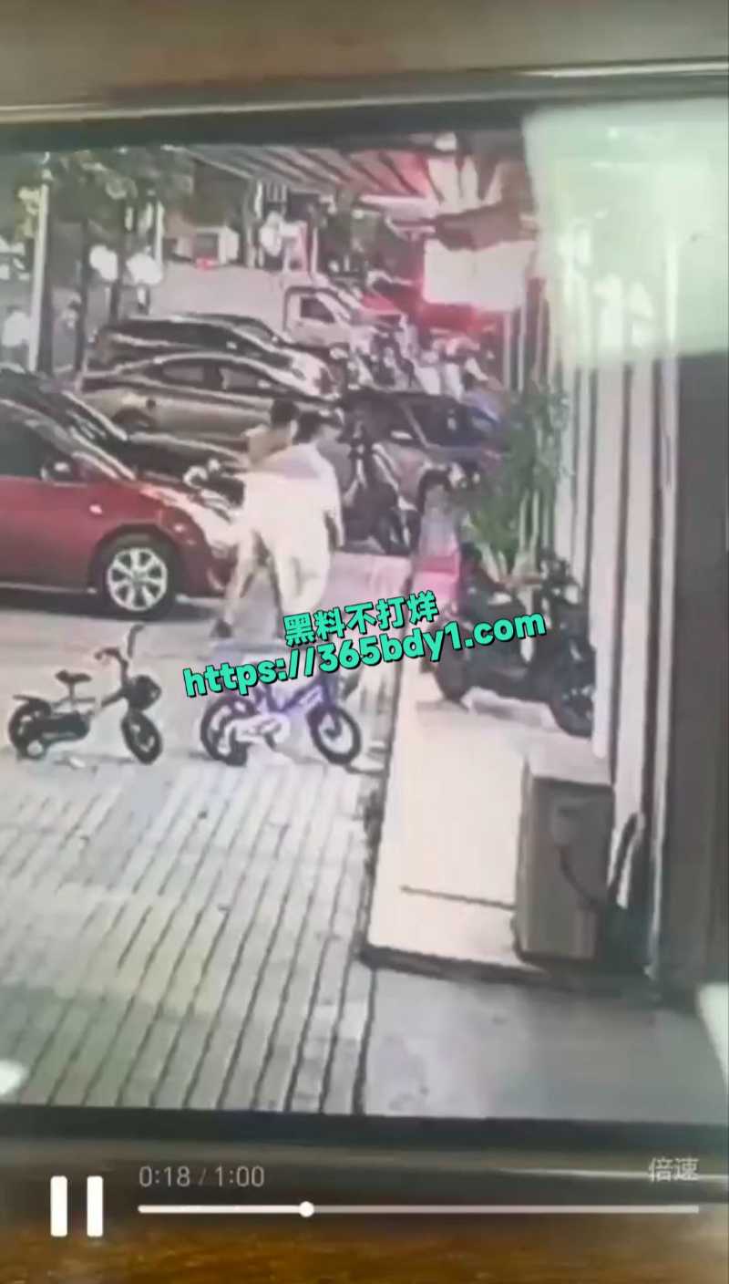 上寮电商园斜对面砍死人了10