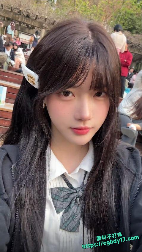 抖音70万粉丝网红一只香4