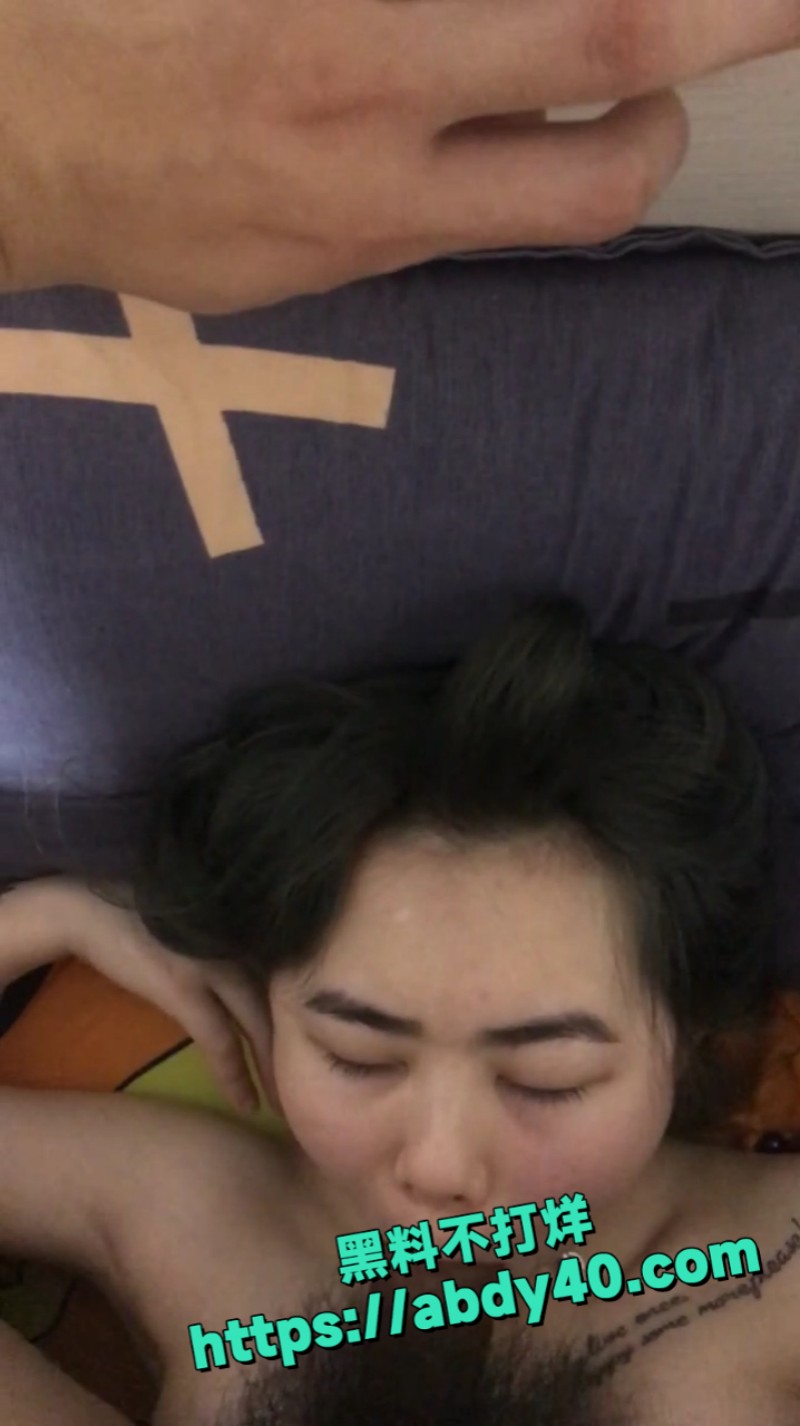 跟男友性爱视频泄漏 1