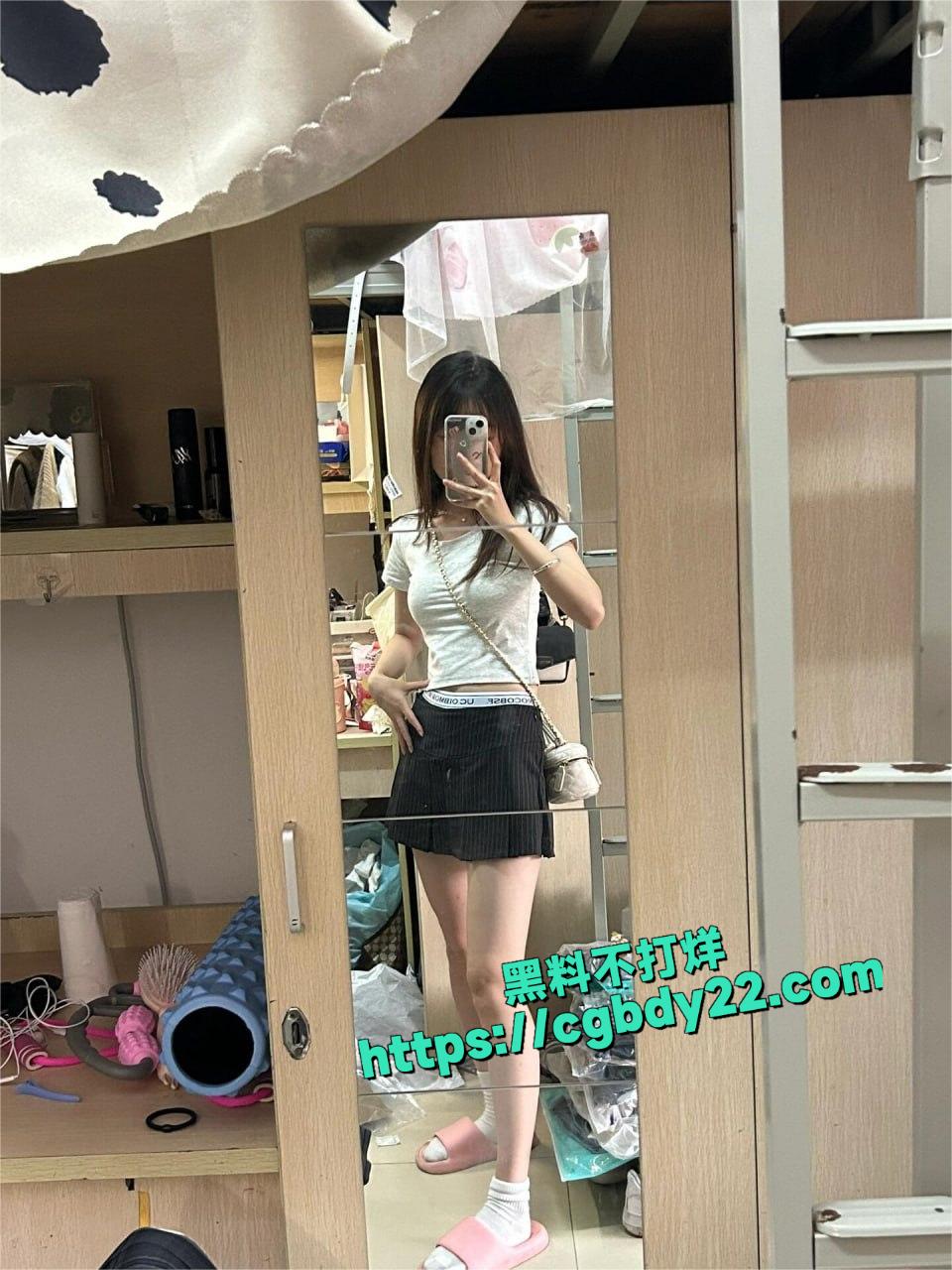 超火辣御姐型女大学生13