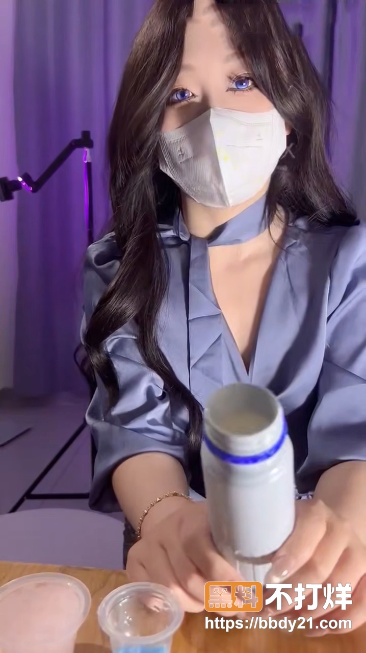 推特极品白虎coser10