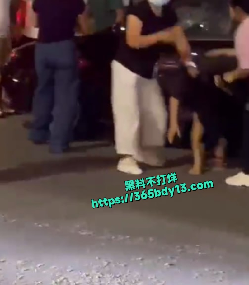 河南商丘万达抓小三2