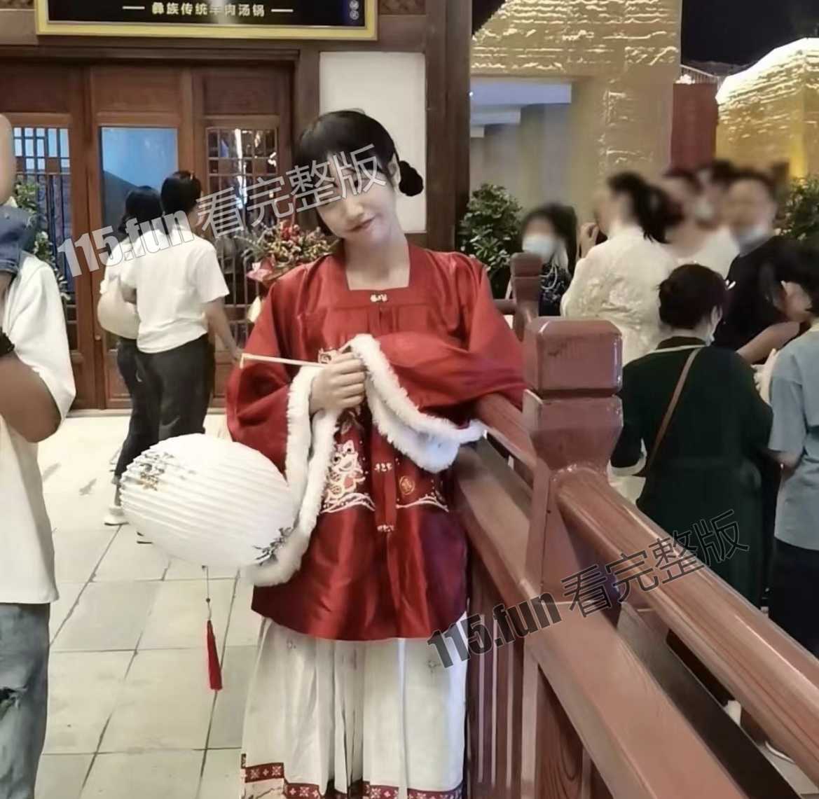 121931