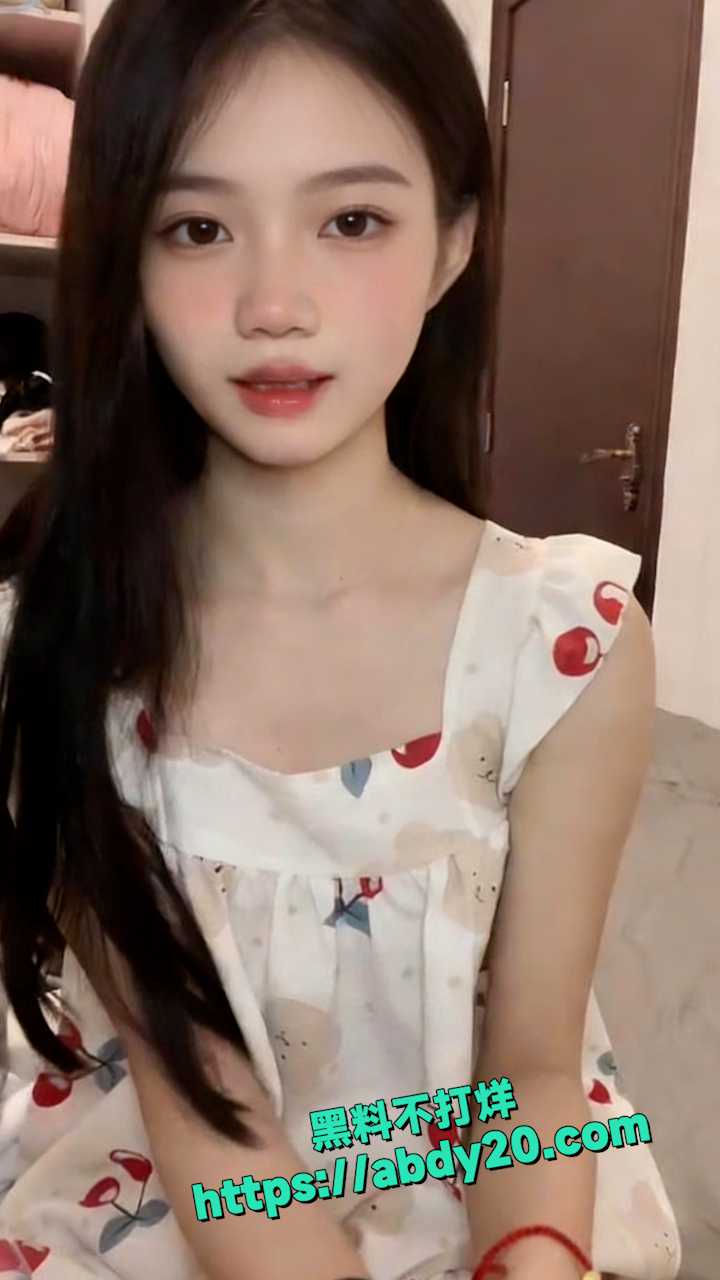 海角精选  破处读高三亲表妹 13