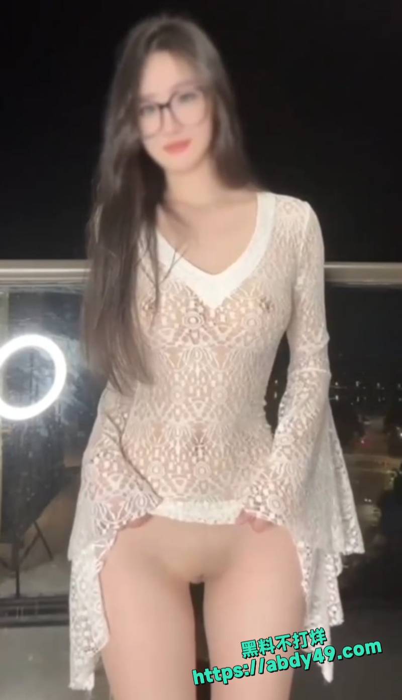 反差小母狗 小美​miyoki 1