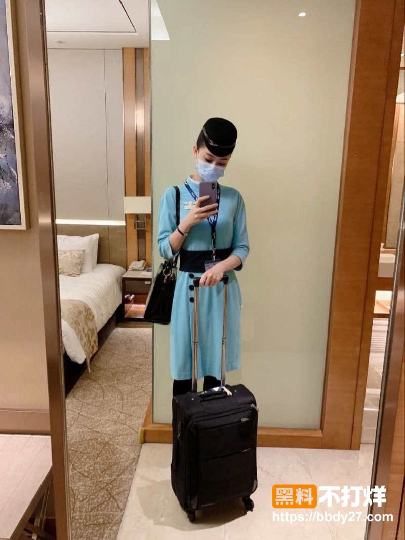 高颜值厦航在职空姐欣欣杨22