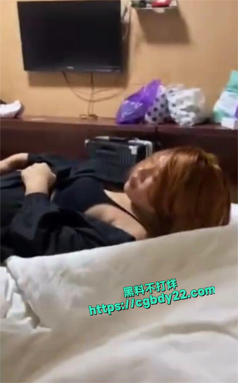 精神小妹霸凌