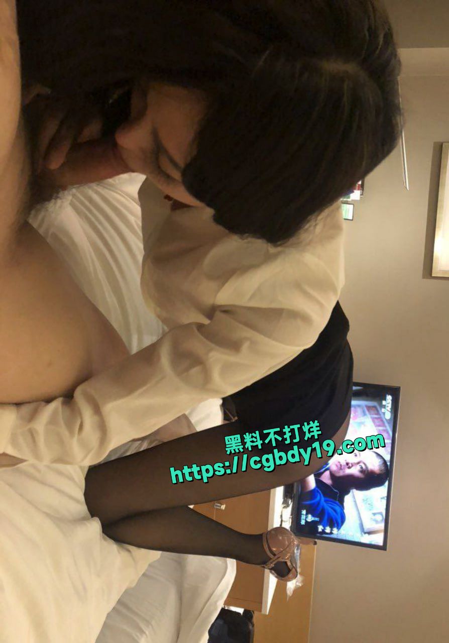 南京清纯女财务陈琳 性爱视频惨遭男友泄密14