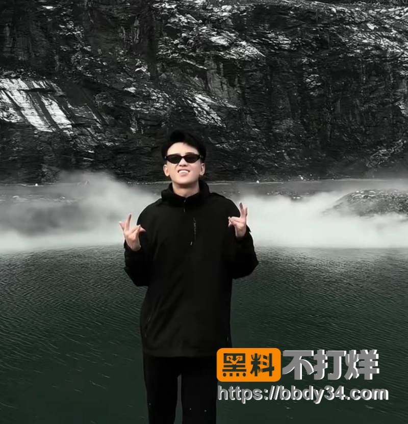 摇童 32