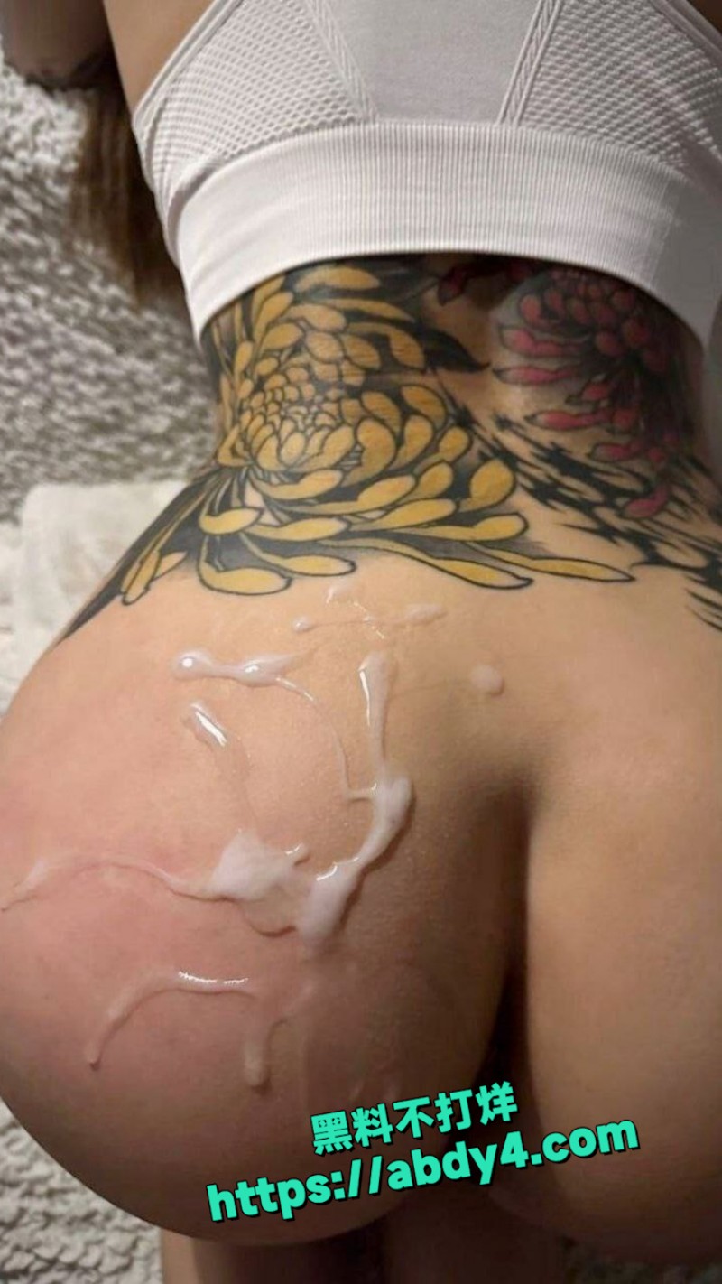 反差健美尤物翘臀狂野 7
