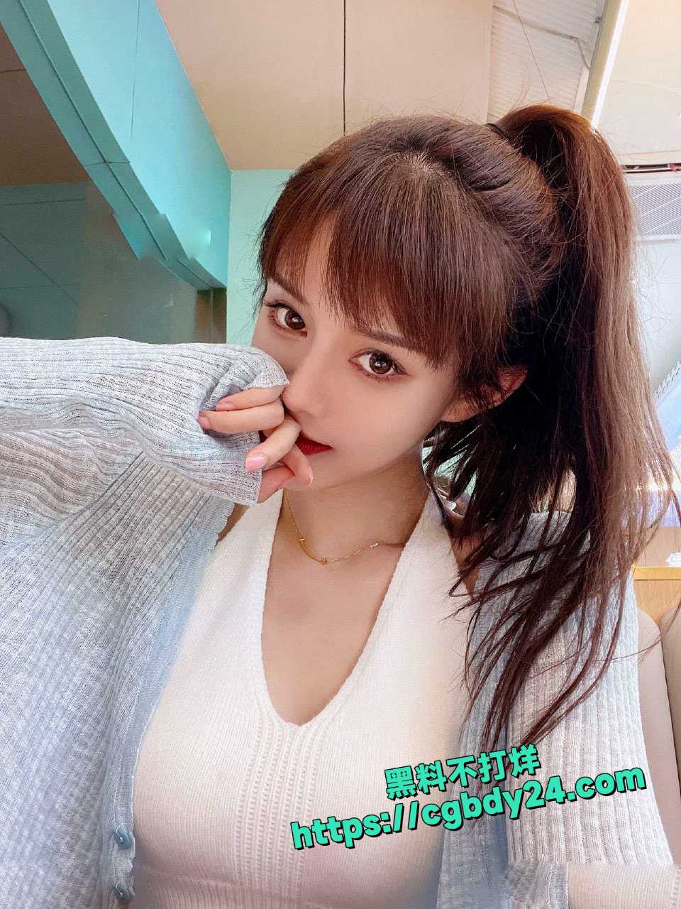 抖音418w粉丝网红苏小小早期微密圈大尺度视频曝光8