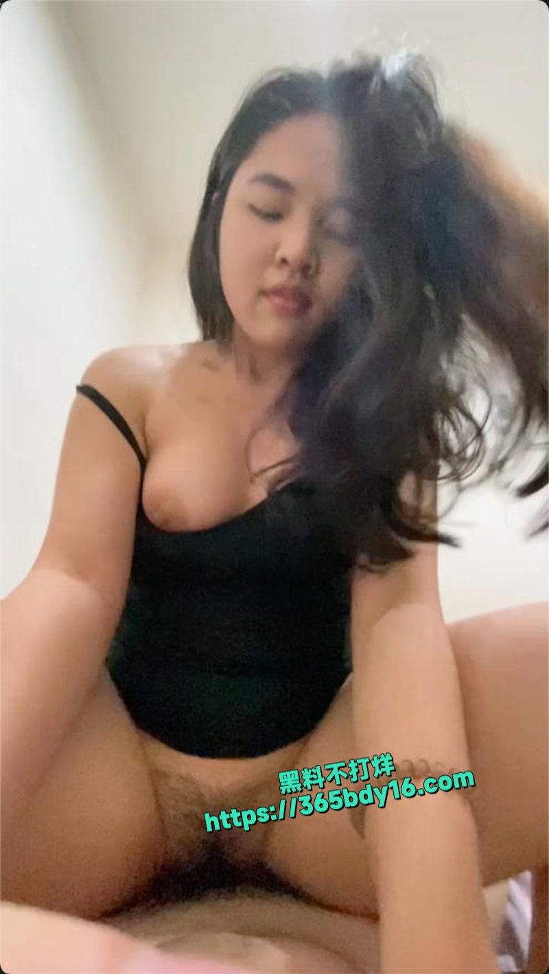 巨乳少女表面清纯学霸私下是哥哥专属的小母狗9
