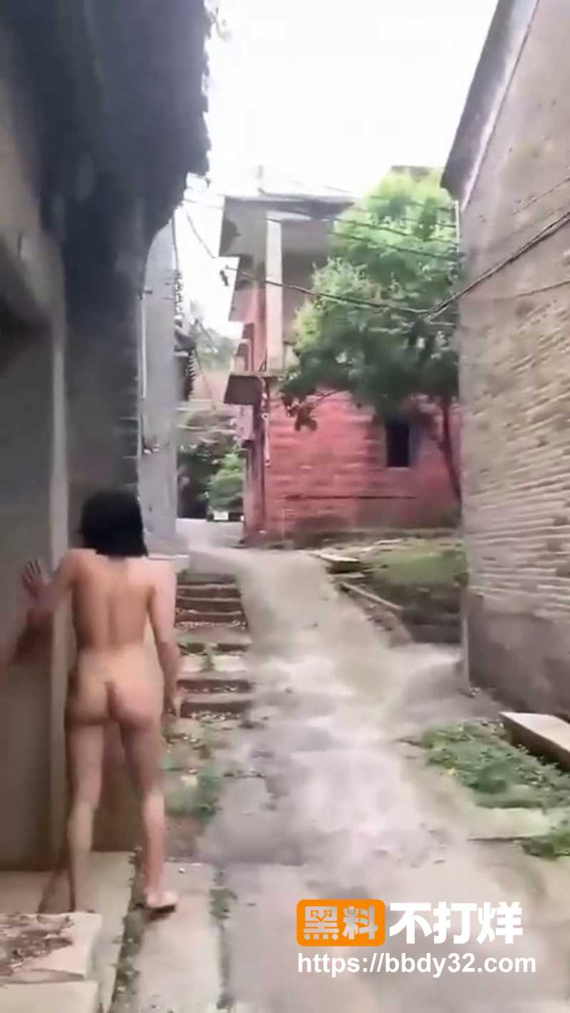 顶级反差网红 在古镇街头5