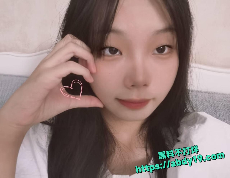 美术生恋爱后要钱封口 6