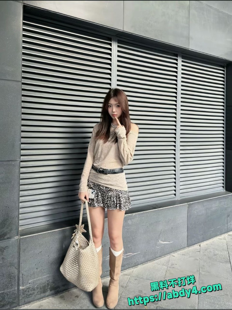 邢台何佳慧女大学生卖淫丑闻 7