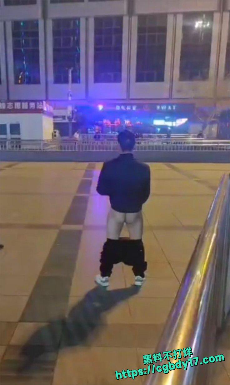 当街打飞机2