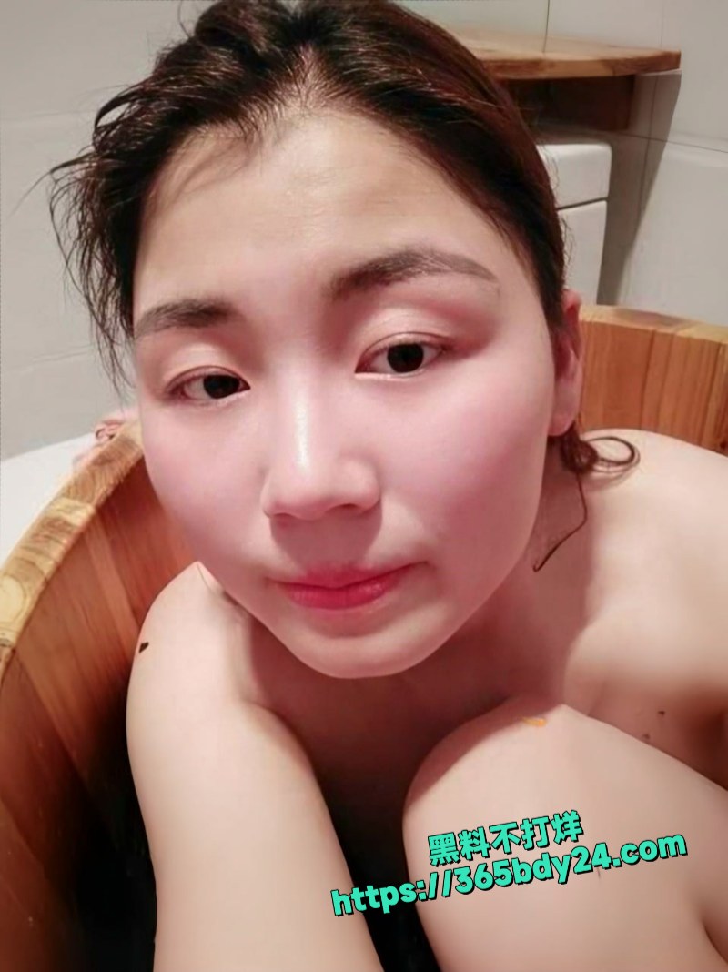 高颜值心理学顾问王娟偷情车震泄密 5