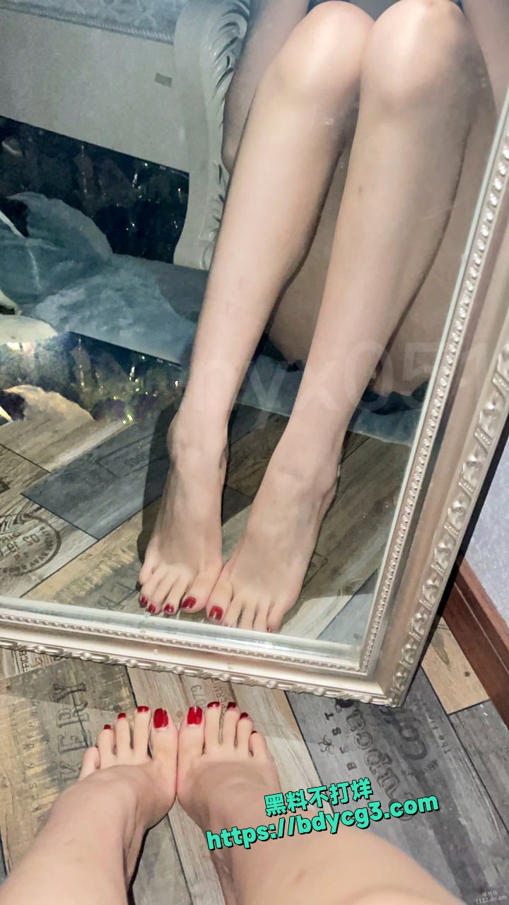 推特丝足美女韩雅茜 33
