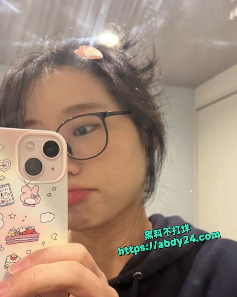 西安外国语大学王一冰21