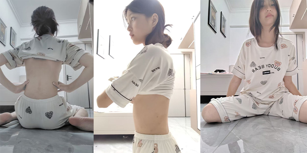 露脸自慰视频和露脸漏奶视频 好清纯的样子 贫乳嫩妹极致反差