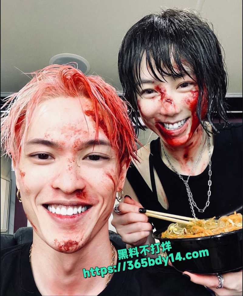 邓紫棋男友魏骏杰出轨香港女歌手林芊莹23