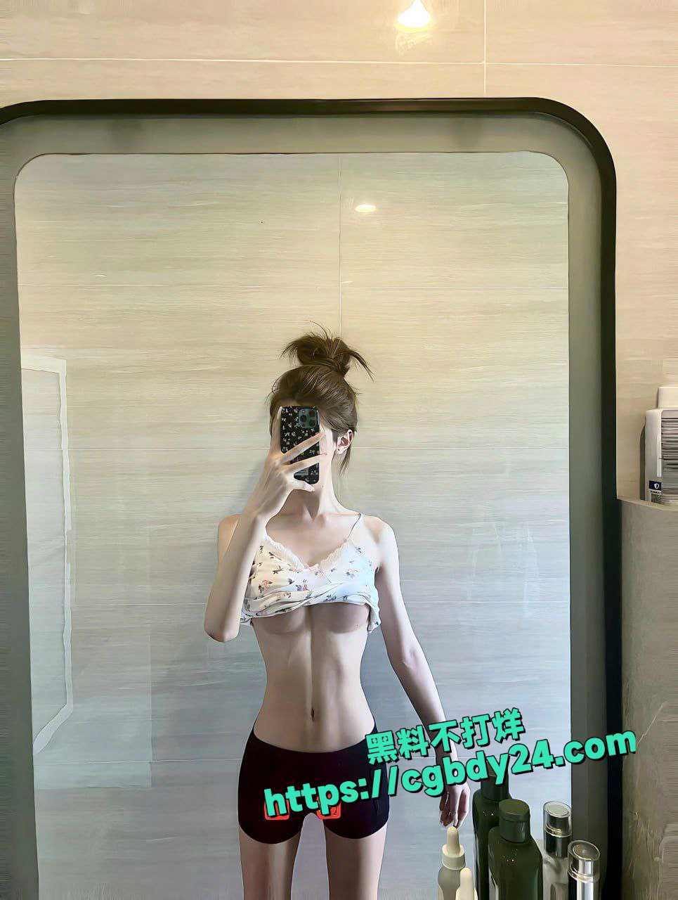 魔鬼身材极品反差婊leelee口暴吞精不雅视频曝光29
